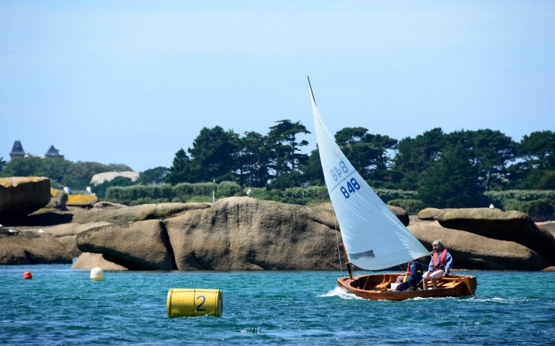 TROTTE EN TETE